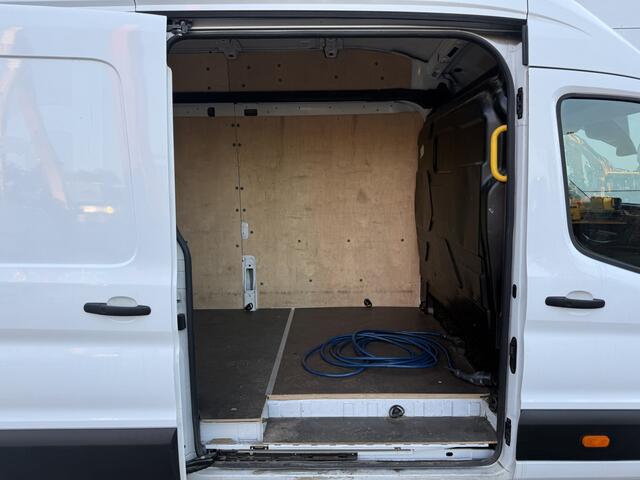 Ford E-Transit 68kWh 184PK L4H3 317km WLTP 95.3% (SOH) BEV Snelladen Carplay Climate control Cruise control Navigatie 360° Camera Stoelverwarming Parkeersensoren v+a