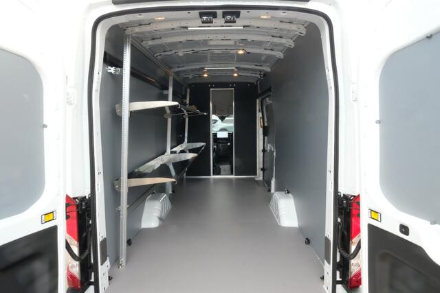 Ford E-Transit Bestelauto 350 L4 Trend 184pk Elektrisch | 68kwh | Ford Voorraad | PRIJS o.b.v. SUBCONTRACTOR | Volledige inrichting | Side bars | Doorloopfunctie cabine | Subco |