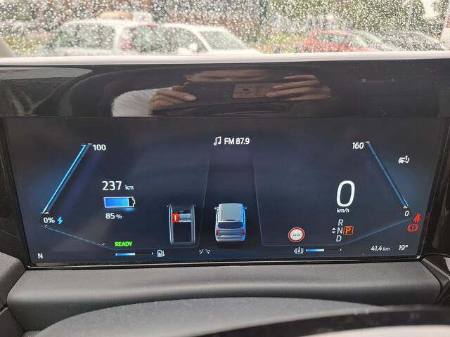 Ford E-Transit Cust. 340 L2H1 Sport 71 kWh | Android/Apple Carplay | LMV 17" | Voorstoelen/Voorruit Verwarmd | Achteruitrijcamera | PDC Voor en Achter | Cruise Control | Airco |