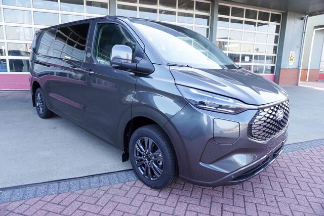 Ford E-Transit Cust. 320 L2H1 Limited 71 kWh 160KW/180PK Dubbelcab. Automaat nr. V085 | Airco | Adap.Cruise | Navi | 360 Camera | Schuifdeur L+R