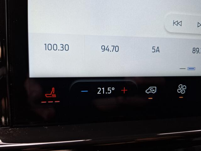 Ford E-Transit Cust. 340 L2H1 Sport 71 kWh | 370KM WLTP | 2.300 KG trekgewicht | Voorstoelen Verwarmd | Android/Apple Carplay | Nieuw!! |
