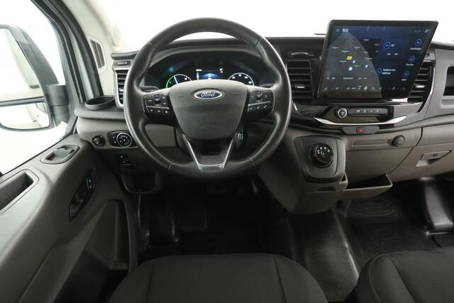 Ford E-Transit 68 kWh L3H2 | Snelladen | SOH 92% | Clima | Cruise | 3 Zits | Carplay | Parkeersens.