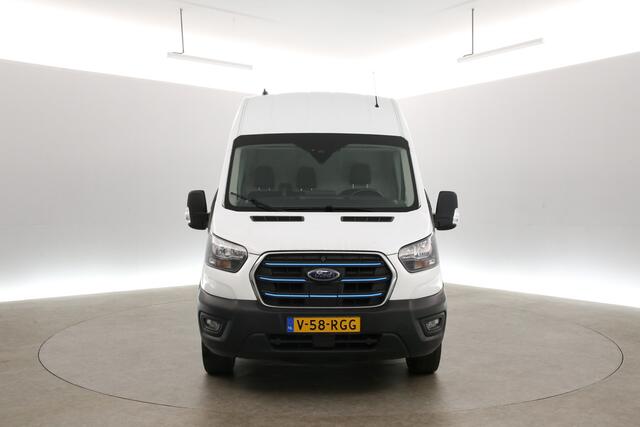 Ford E-Transit L3H3 68 kWh | Snelladen | SOH 96% | Clima | Camera | 3 Zits | Carplay | Cruise | Navi | Parkeersens.