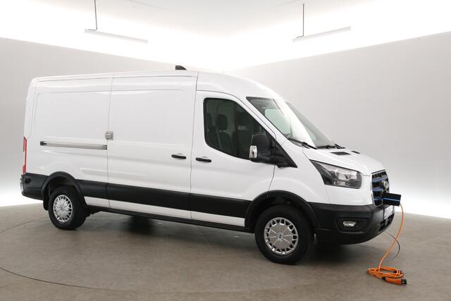Ford E-Transit L3H2 68 kWh | Snelladen | SOH 96% | 360° Camera | Clima | 3 Zits | Cruise | Carplay | Parkeersens.