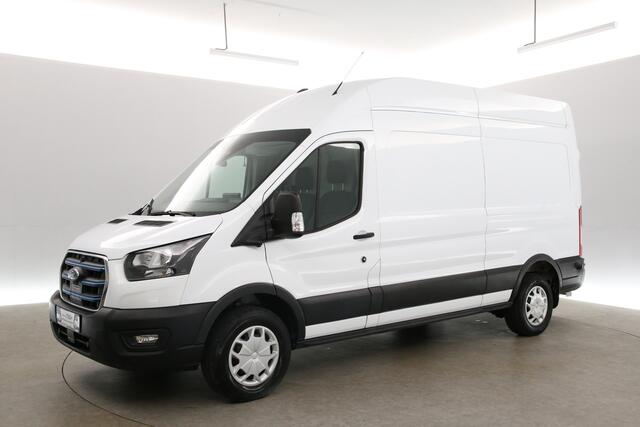 Ford E-Transit 75 kWh L3H3 | Snelladen | Clima | Camera | Carplay | Cruise | 3 Zits | Parkeersens.