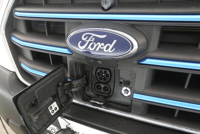 Ford E-Transit 75 kWh L3H3 | Snelladen | Clima | Camera | Carplay | Cruise | 3 Zits | Parkeersens.