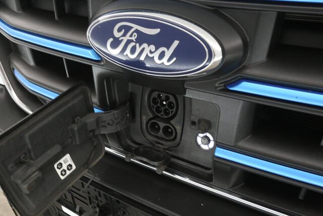 Ford E-Transit 68 kWh L3H2 | Snelladen | SOH 95% | Clima | Camera | Cruise | 3 Zits | 2xSchuifdeur | Carplay | Parkeersens.