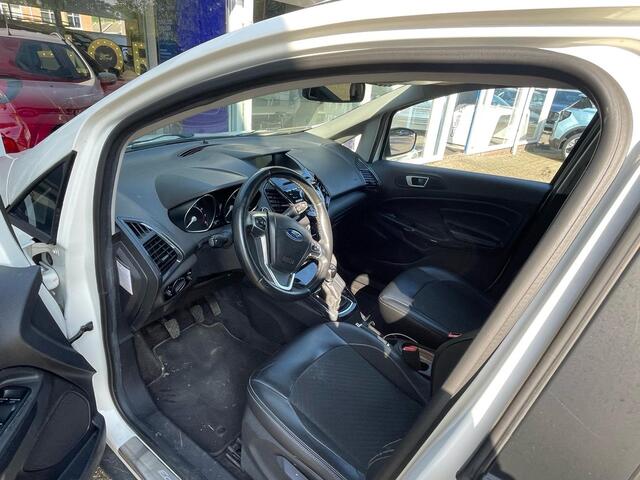 Ford ECOSPORT 1.0 EcoBoost Titanium 125pk Trekhaak | Stoelverwarming | SONY Audio | Climate Control | Cruise control