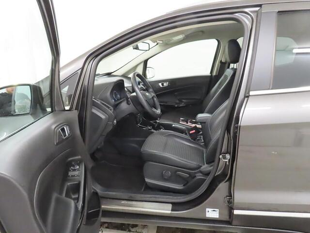 Ford ECOSPORT 1.0 EcoBoost Titanium B&O Navi Camera Trekhaak Winter Parking pack Dodehoek detectie Privacy Glass