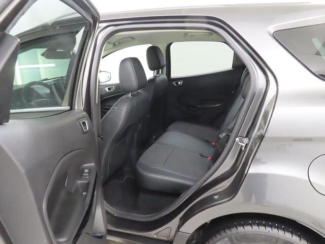 Ford ECOSPORT 1.0 EcoBoost Titanium B&O Navi Camera Trekhaak Winter Parking pack Dodehoek detectie Privacy Glass