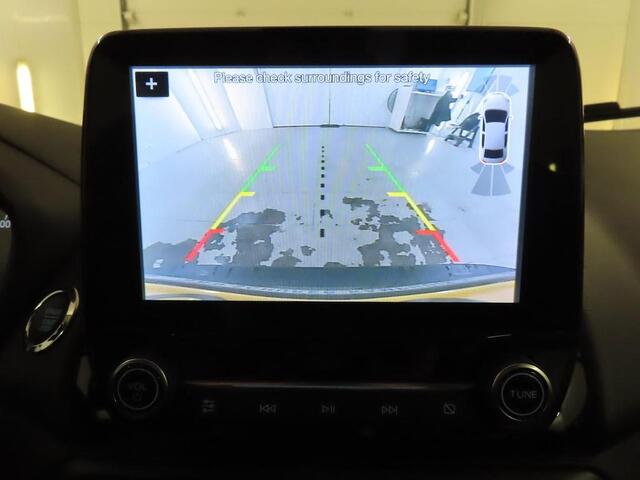 Ford ECOSPORT 1.0 EcoBoost Titanium B&O Navi Camera Trekhaak Winter Parking pack Dodehoek detectie Privacy Glass