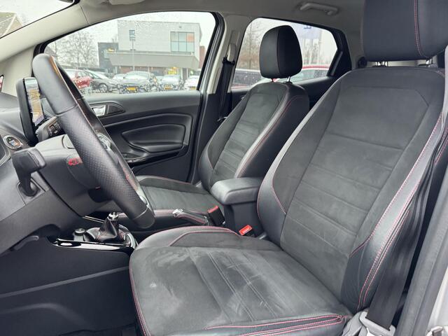 Ford ECOSPORT 1.0 EcoBoost ST-Line Black 125pk Achteruitrijcamera | Getint glas | Cruise control | Navigatie | Apple Carplay / Android auto | Dealer onderhouden