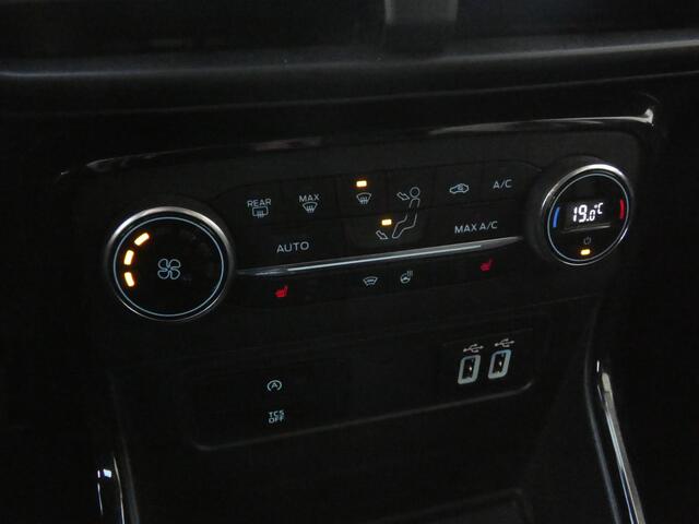 Ford ECOSPORT 1.0 EcoBoost Titanium | NAVIGATIE | ACHTERUITRIJCAMERA |
