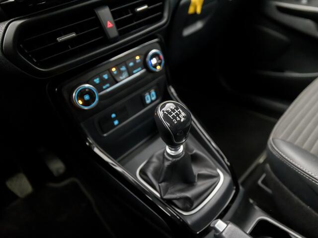 Ford ECOSPORT 1.0 EcoBoost Titanium (APPLE CARPLAY, GROOT NAVI, CAMERA, CLIMATE, SPORTSTOELEN, LEDER, XENON, PARKEERSENSOREN, NIEUWE APK, NIEUWSTAAT)