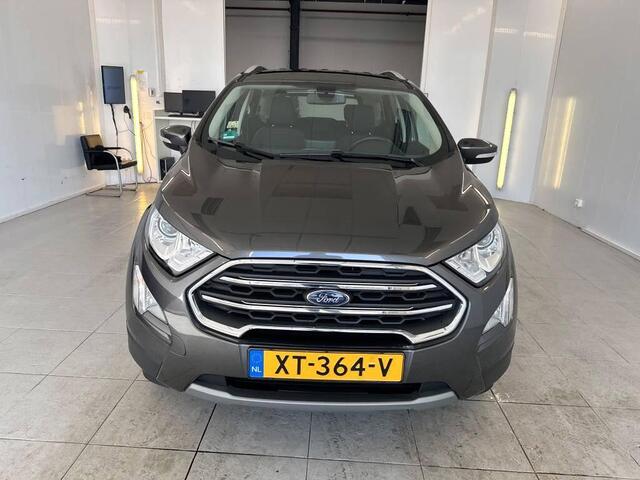 Ford ECOSPORT 125pk EcoBoost Titanium Navi Camera Trekhaak Leer DAB+ Dealeronderhouden