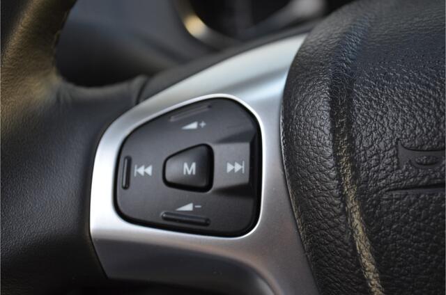 Ford ECOSPORT 1.0 EcoBoost Titanium