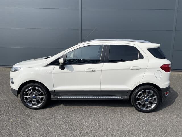 Ford ECOSPORT 125pk Titanium (Trekhaak - Navigatie - Automatische Airco - Keyless Entry - Treeplanken - 17"- Parkeersensoren)