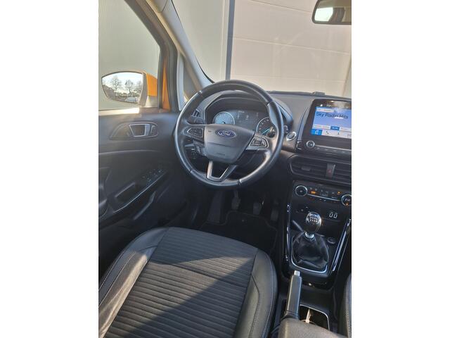 Ford ECOSPORT 1.0 EcoBoost Titanium Met trekhaak!