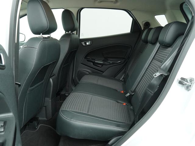 Ford ECOSPORT 125PK EcoBoost Titanium | Winter pack | Dodehoek herkenning | Camera | 17-inch |