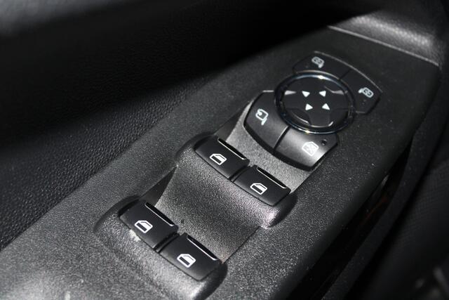 Ford ECOSPORT 1.0 EcoBoost ST-Line | Trekhaak | Camera | Navigatie | BLIS | B&O Sound | Winterpakket | Climate Control | Cruise Control