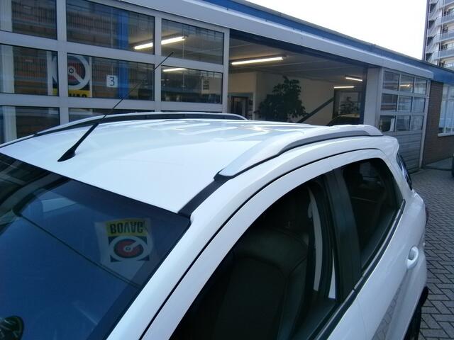 Ford ECOSPORT 1.0 EcoB. Titanium Navigatie Stoelverw. Keyless,etc.