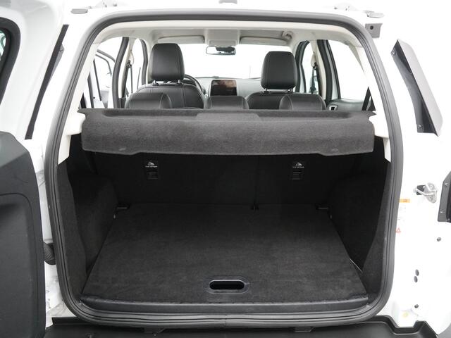 Ford ECOSPORT EcoBoost 125 pk Titanium | Trekhaak | Navi | Clima | Cruise | LMV | Parkeerhsens.| Half leer | 100% dealer onderh.