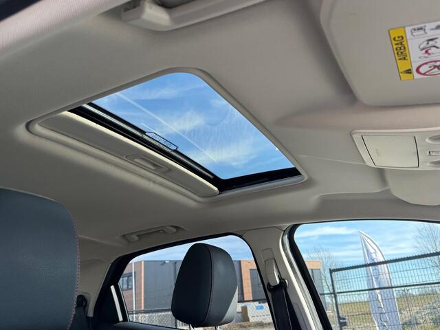 Ford ECOSPORT 1.0 EcoBoost ST-Line Black | Xenon | Schuifdak | 18inch velgen | Camera | Stoel/stuurverw.