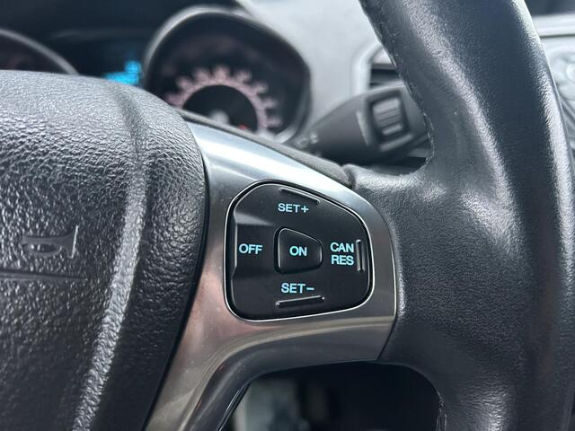 Ford ECOSPORT 1.0 EcoBoost Titanium S / Airco / Cruise Control / Bluetooth / Half Leder /