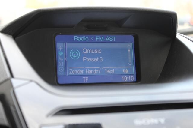 Ford ECOSPORT 1.0 EcoBoost Titanium Trekhaak Stoelverwarming Dealer Onderhouden