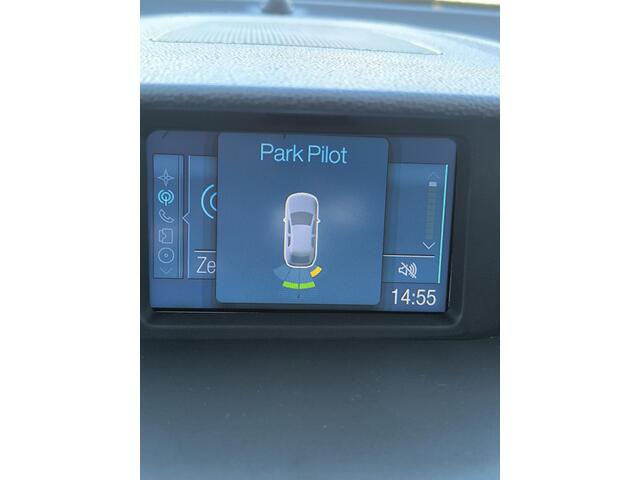 Ford ECOSPORT 1.0 EcoBoost Titanium 125PK, Trekhaak, All season banden, climate + cruise control, Sony Audio, Navi, parkdistance, keyles entry.