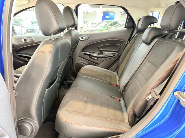 Ford ECOSPORT EcoBoost 125 pk ST-Line | Trekhaak | Winter Pack | Camera | B&O | Dodehoek bew. | 18" |