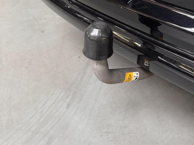 Ford ECOSPORT 125pk ST-Line Black Navi Camera Trekhaak Winter Parking pack Dodehoek detectie B&O Dealeronderhouden