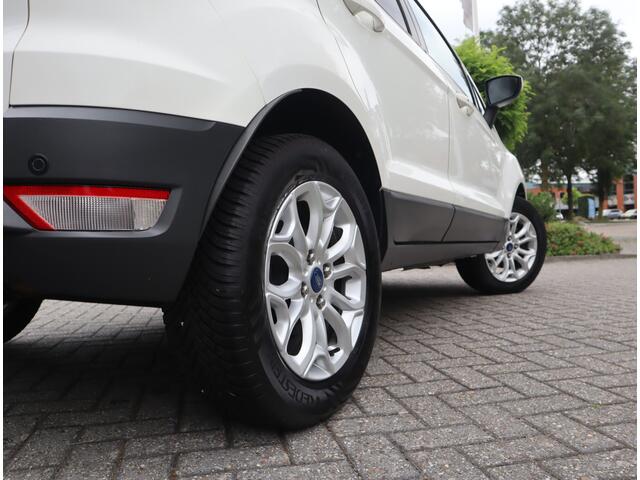 Ford ECOSPORT 1.0 EcoBoost Titanium Navi / Stoelverw / Keyless / Pdc / Volledig jaar Apk / Volledig onderhouden