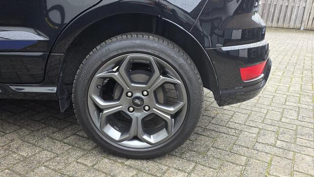Ford ECOSPORT 1.0 EcoBoost 125pk ST-Line Automatik Navi, Xenon, PDC V+A, Winterpack Bi-Tone, All Weather