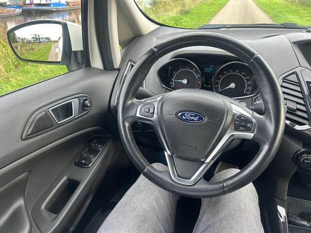 Ford ECOSPORT 1.0 EcoBoost Titanium | Parkeersensoren | Bluetooth | Navi | Cruise