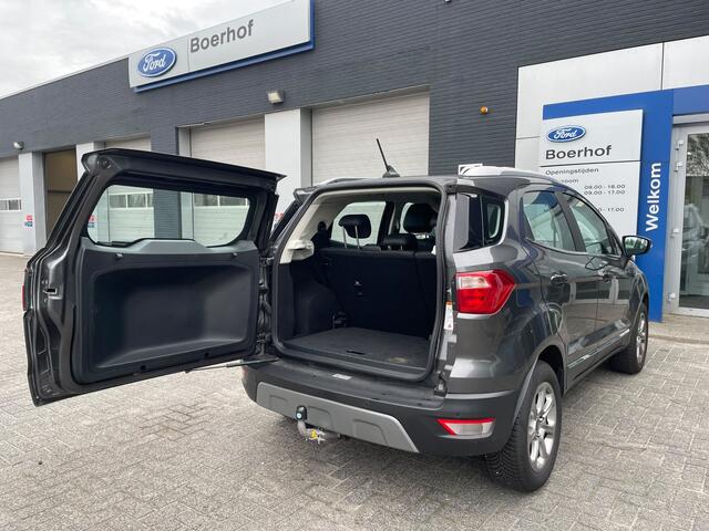 Ford ECOSPORT EcoBoost Titanium 125PK | Trekhaak | all season | Clima | Navi | Apple/Android auto |