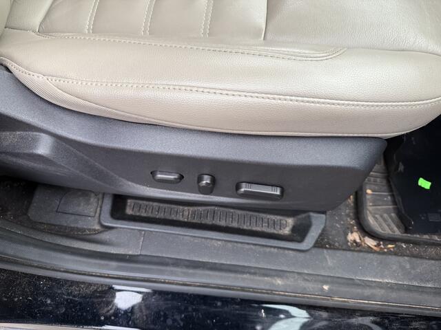 Ford ESCAPE 2.0 AUT titanium 244 PK NO START