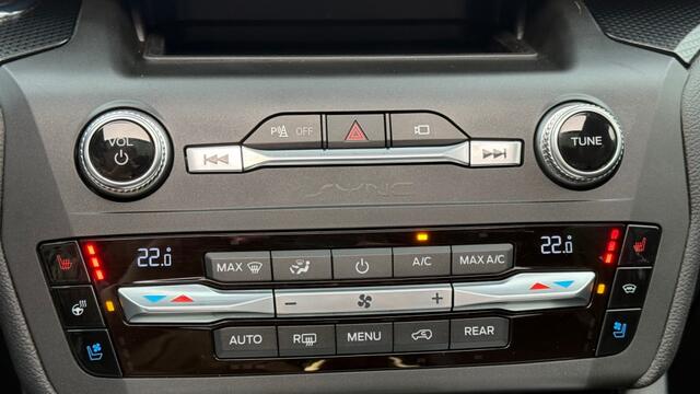 Ford EXPLORER 3.0 V6 EB PHEV ST-LINE FULL BLACK+SMOKE PACK