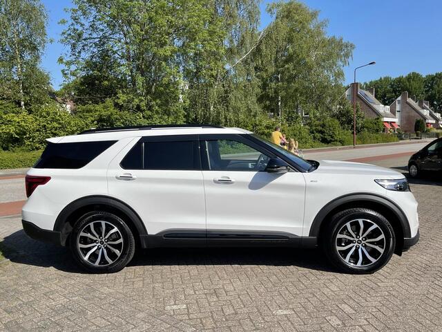 Ford EXPLORER 3.0 V6 EcoBoost PHEV ST-Line 457pk | Origineel NL auto | Premium metallic Star White | Afneembare trekhaak