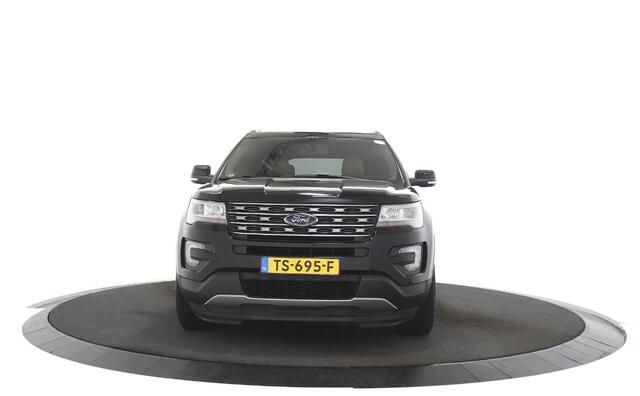 Ford EXPLORER XLT Lederen bekleding / Camera / 7-Persoons