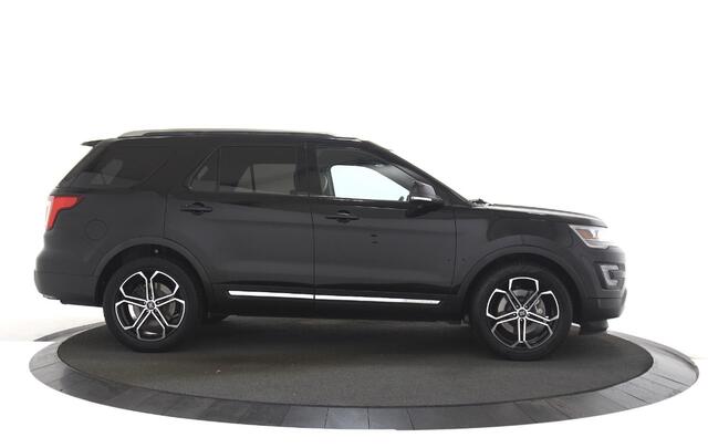 Ford EXPLORER XLT Lederen bekleding / Camera / 7-Persoons