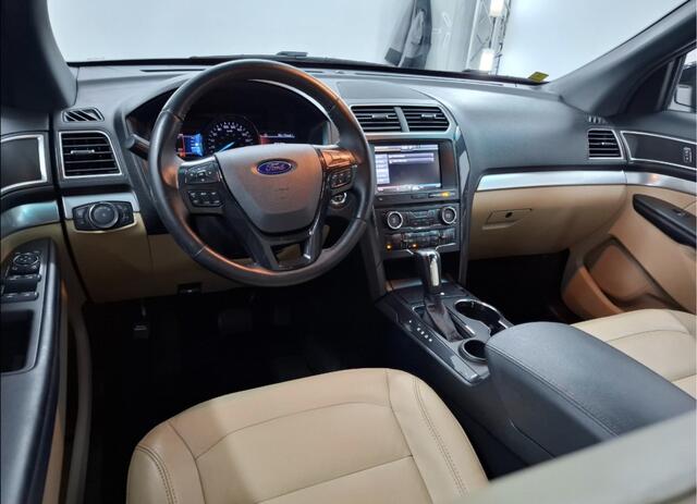 Ford EXPLORER XLT Lederen bekleding / Camera / 7-Persoons