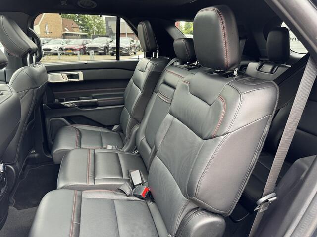 Ford EXPLORER 3.0 V6 EcoBoost PHEV ST-Line 457pk | Afneembare Trekhaak | 2.500kg Trekgewicht | Massage stoelen | Panoramadak | Groot Scherm | Adaptieve Cruise