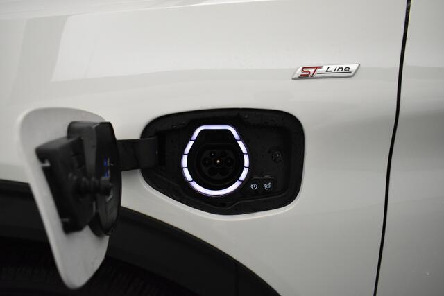 Ford EXPLORER 3.0 V6 PHEV 7 Pers ST-Line Trekh Pano Camera Vol Leder ZW hemel