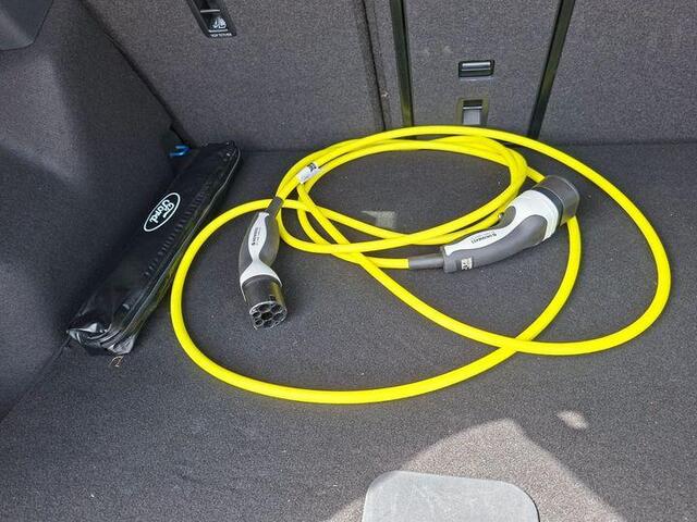 Ford EXPLORER Premium Extended Range RWD 77 kWh 286pk | Driver Assistance Pack | 21 inch Licht metalen Velgen