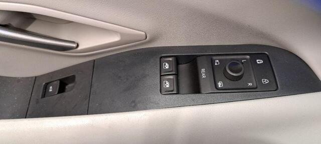 Ford EXPLORER Premium Extended Range RWD 77 kWh 286pk | Adaptieve Cruise | Massage Stoelen | Winterpack | Vol leder