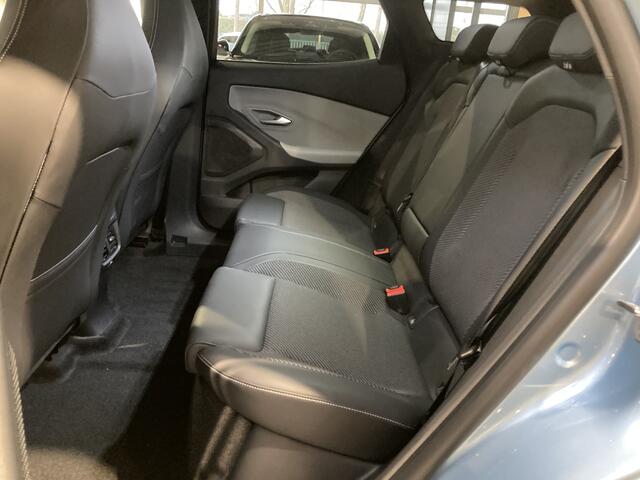 Ford EXPLORER Extended Range RWD 286 pk 77 kWh | Elek. Trekhaak | Warmtepomp | Adaptieve cruise | Stoel- stuur verwarm. | HUD | Elek. Klep | Elek. stoelen