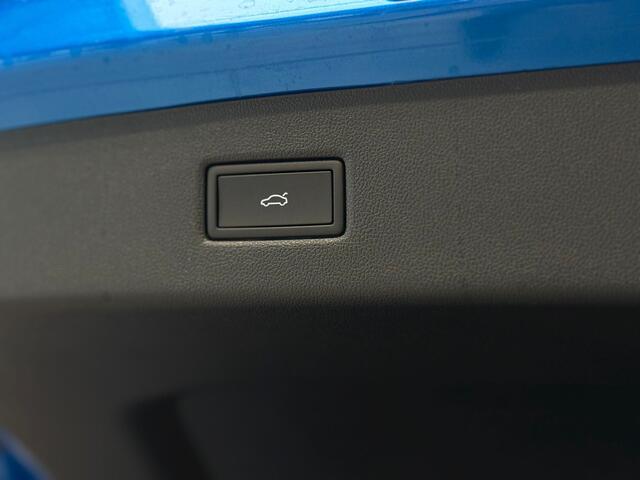 Ford EXPLORER Extended Range RWD 286 pk 77 kWh | Adaptieve cruise | Stoel- stuur verwarm. | HUD | Elek. Klep | Elek. stoelen + geh.