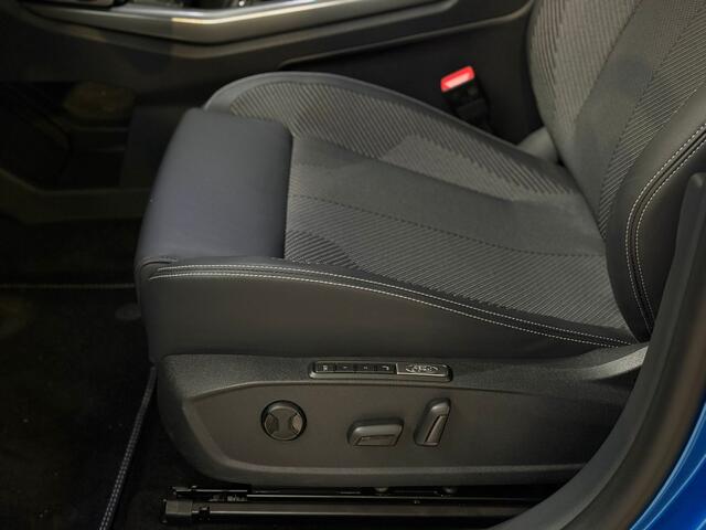 Ford EXPLORER Extended Range RWD 286 pk 77 kWh | Adaptieve cruise | Stoel- stuur verwarm. | HUD | Elek. Klep | Elek. stoelen + geh.