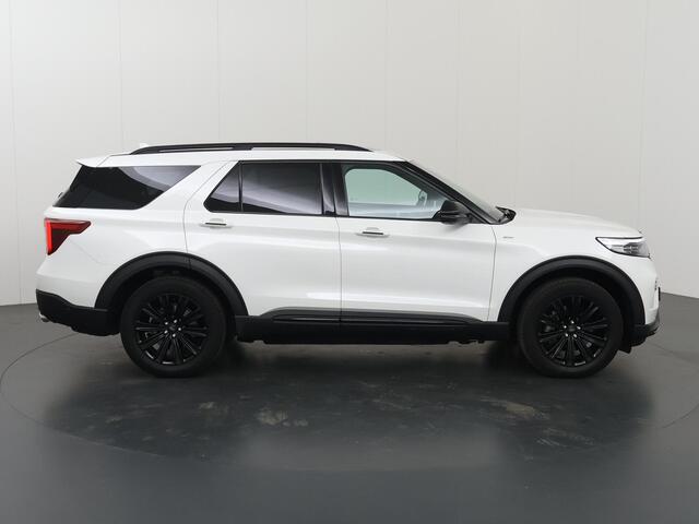 Ford EXPLORER 3.0 V6 EcoBoost PHEV ST-Line | Trekhaak | Panoramadak | B&O | Cruise Control Adaptief | Leder | Parkeercamera 360° | Stoel/Stuurverwarming |